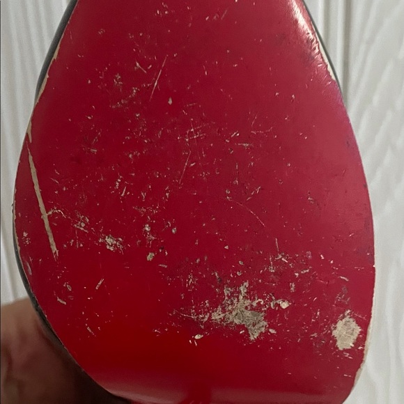 Louboutin So Kate 120 Patent Leather Pumps - Picture 8 of 10